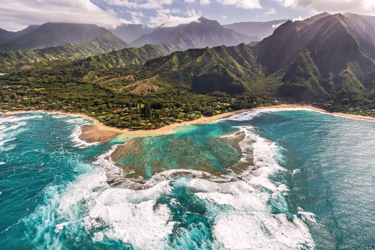 Tunnels Beach Snorkeling: Best In Kauai, Hawaii - Tunnels Beach Website